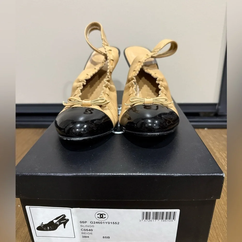 CHANEL chic heels